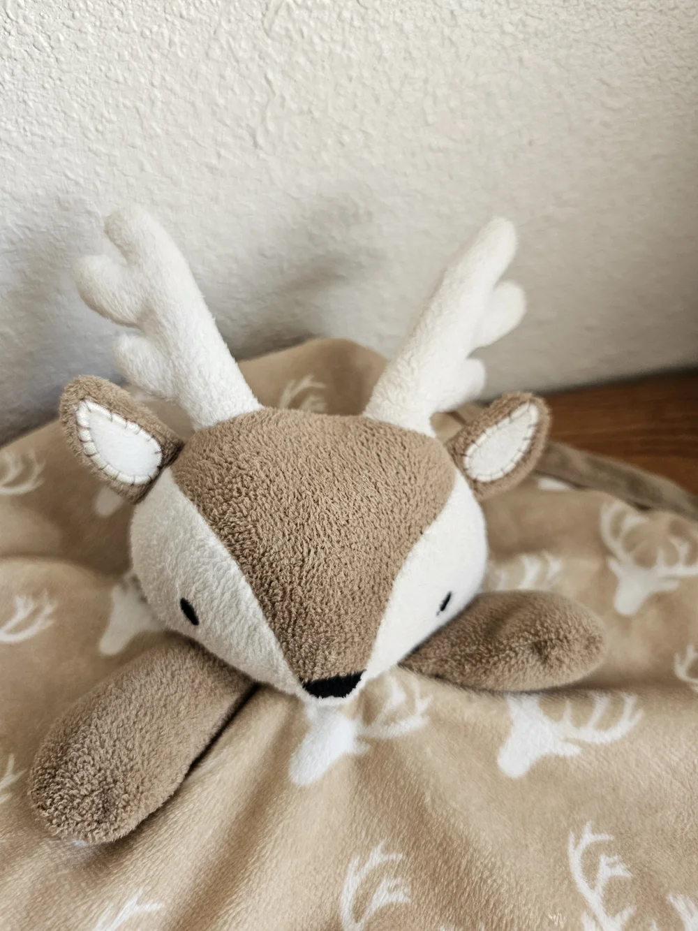 4/$10 Plush Deer Lovie Infant Blankie Toy Hunter Blanket Neutral Brown Cream
